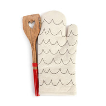 Load image into Gallery viewer, Fish & Waves Hot Pad with Spatula Set