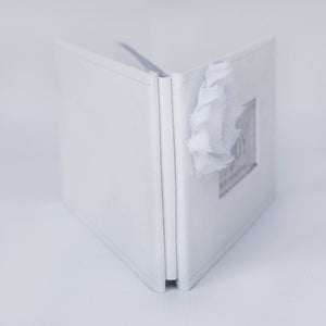 Gift for Grandma: Mimi's Joy Photo Brag Book
