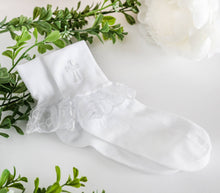 Load image into Gallery viewer, White Girl&#39;s Lace First Communion Socks with Cross