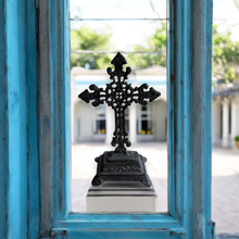 Load image into Gallery viewer, Cast Iron Fleur-de-Lis Design Table Cross/Pedestal Base