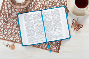 The Passion Translation New Testament (2020 Edition) Compact Teal: With Psalms, Proverbs, and Song of Songs (Faux Leather)