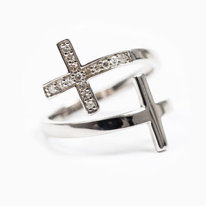 Pillar of Faith Ring - White Diamonds
